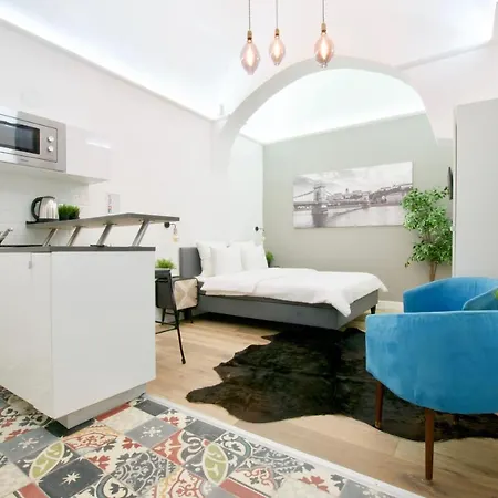 Apartment Standard Apartment By Hi5 - Nagysandor Street *