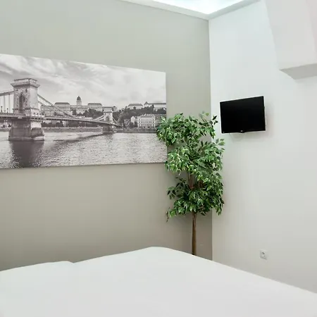 Standard Apartment By Hi5 - Nagysandor Street