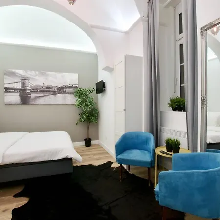 Apartmán Standard By Hi5 - Nagysándor Street *
